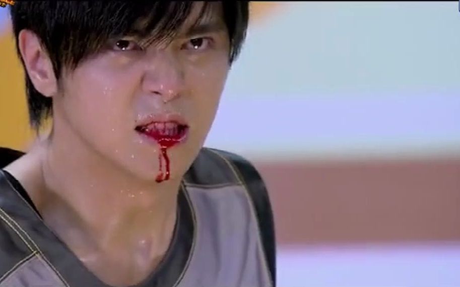 【篮球火】打球能把元大鹰打到吐血,人送外号残的人是个高手