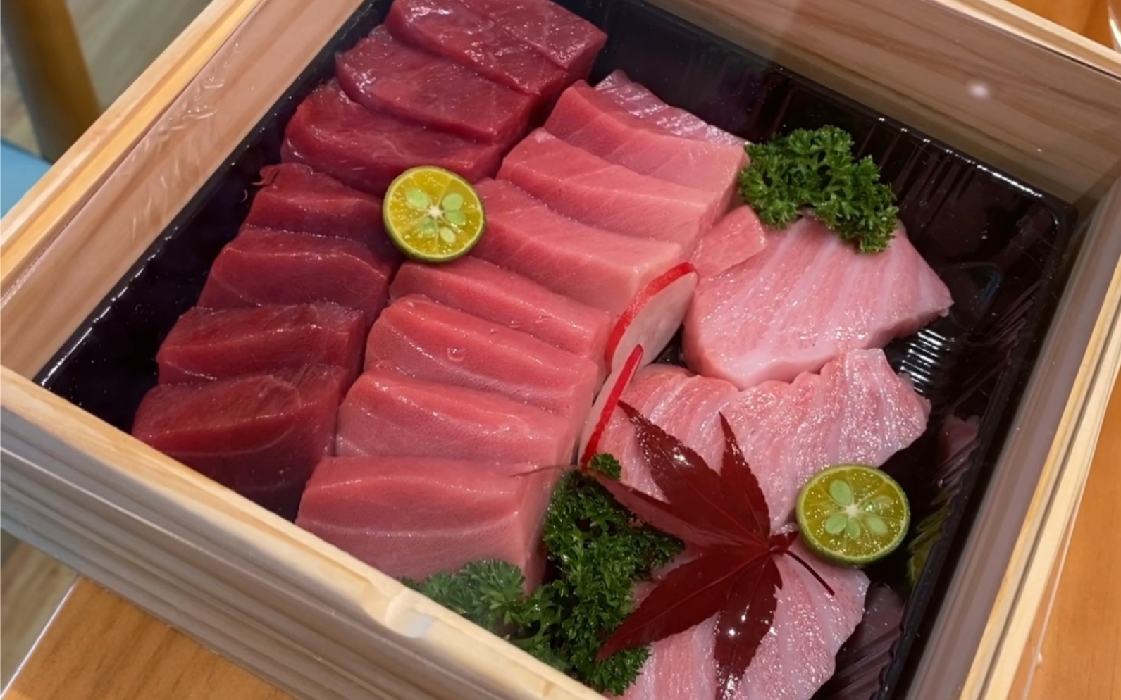 蓝鳍金枪鱼开鱼秀 大腹蛇腹,5元1g 比a5和牛都贵