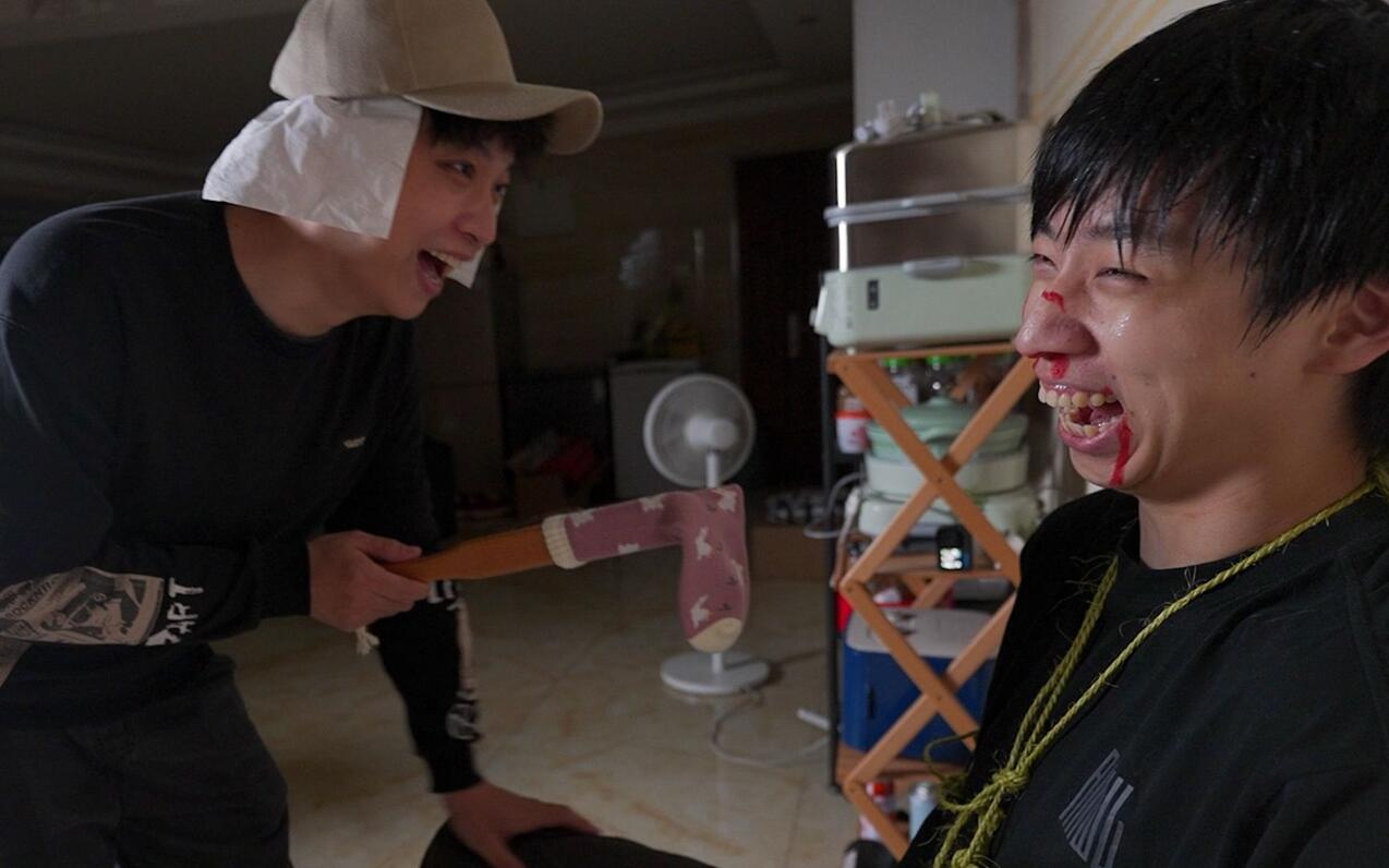 朋友第一次演大佐，结果他不像演的！ - 哔哩哔哩