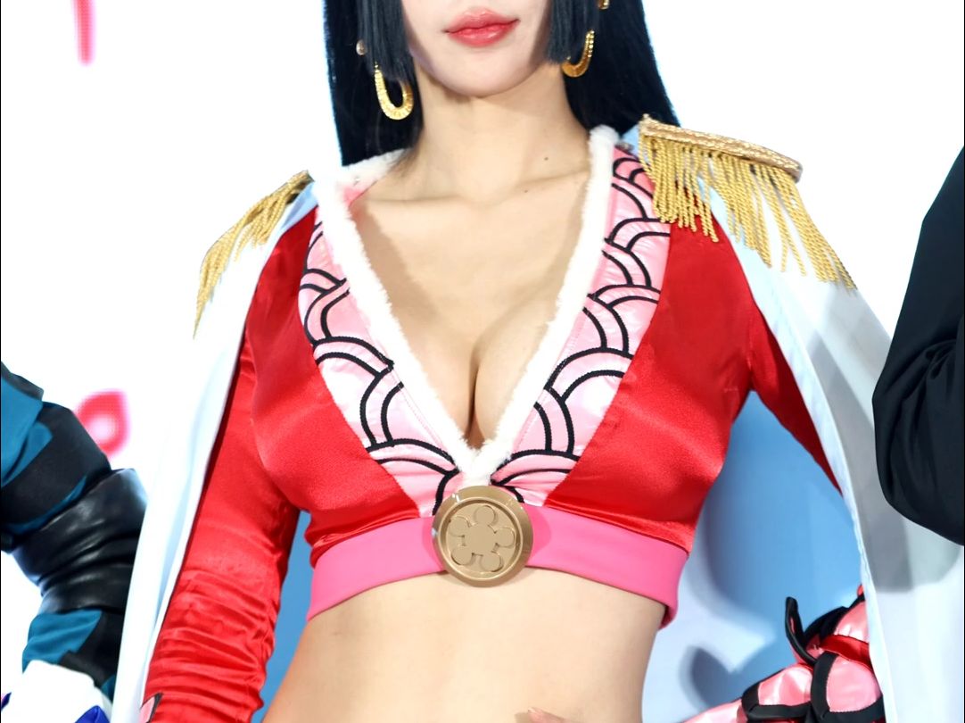 【韩国第一车模宋姝儿】cos