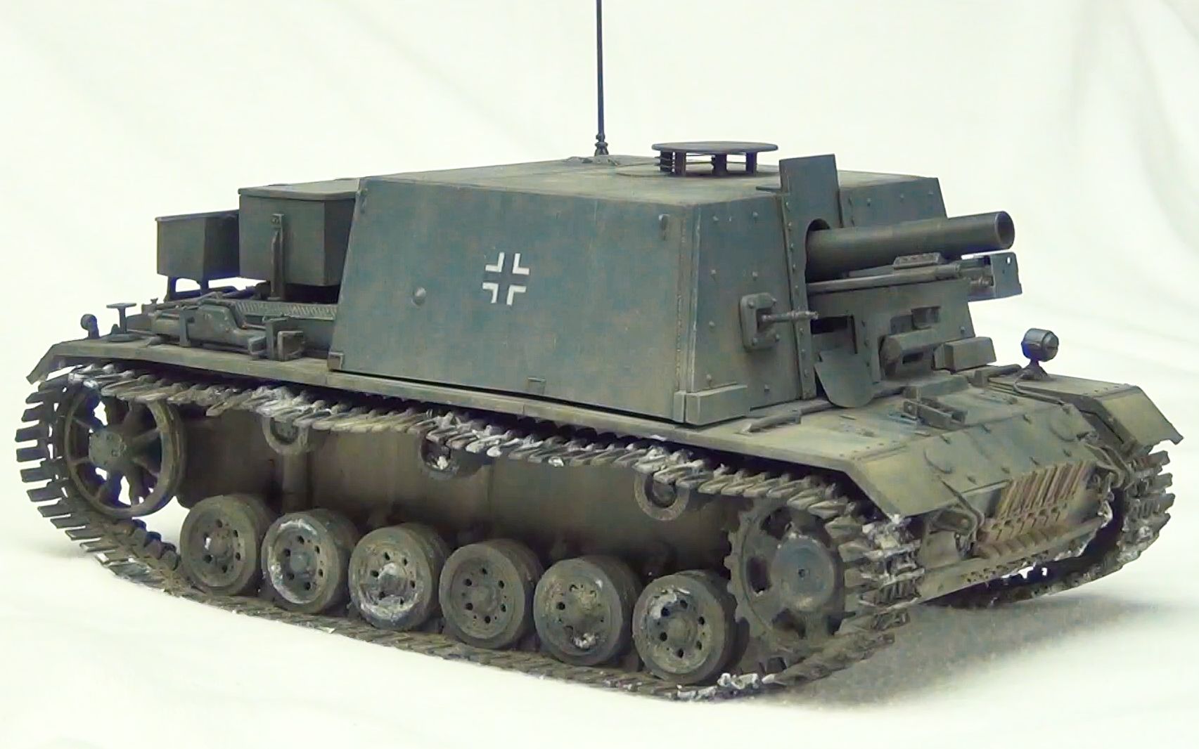 关于坦克模型的旧化33b突击步兵炮