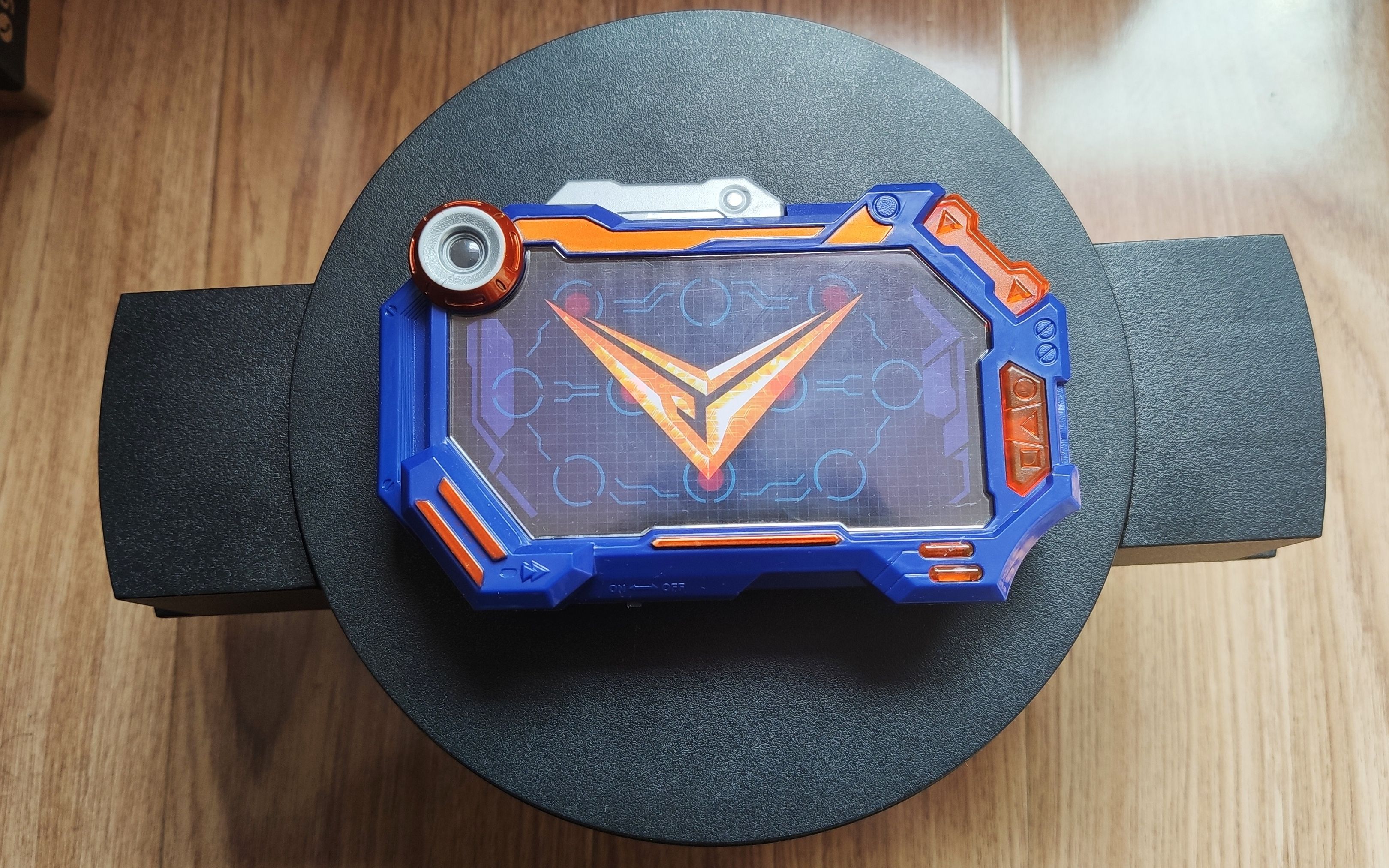 铠甲勇士拿瓦打击不法歼灭罪恶特鲁铠甲雅塔莱斯还属一乐最强还得看我