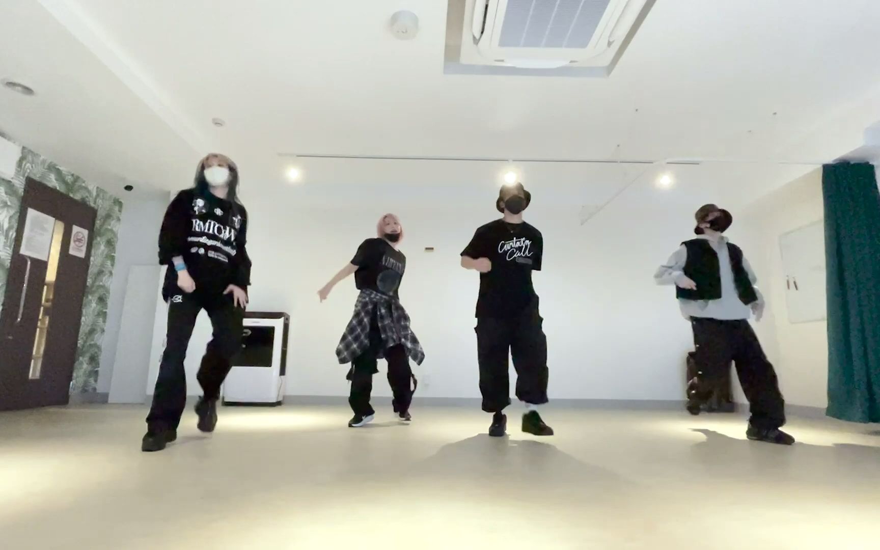 [图]ONLINE _ COJIRASE THE TRIP -Dance practice-