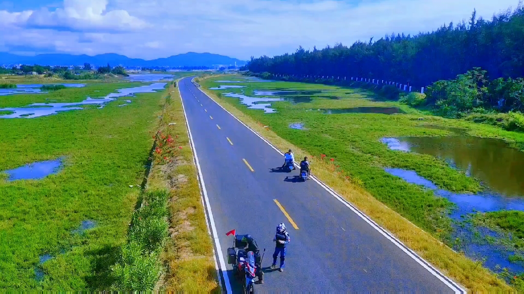 海南环岛旅游公路 西线莺歌海段美景