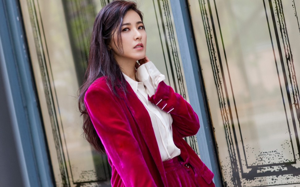 旋风十一人曾黎cut_22_哔哩哔哩 (゜-゜)つロ 干杯~-bilibili