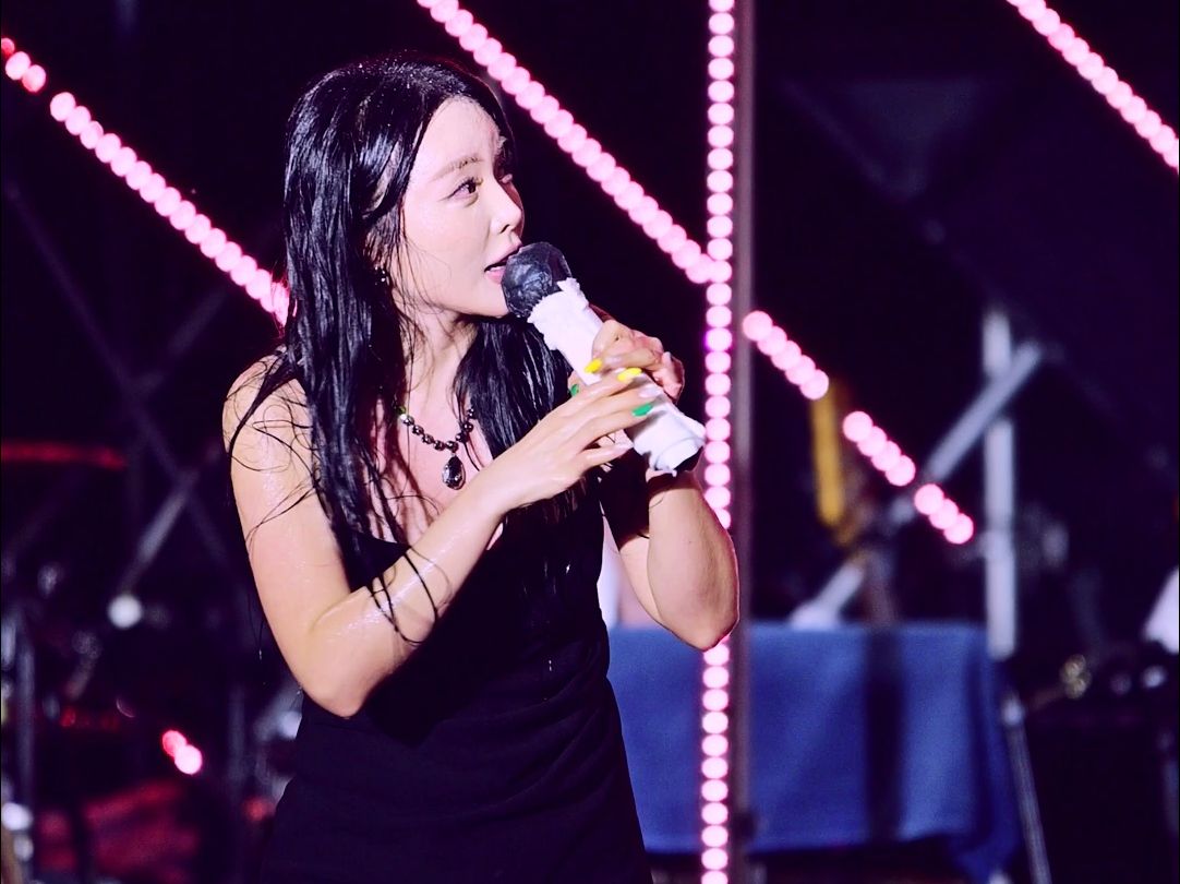 [豎屏]又下起雨了~洪真英 240526 全國十大歌曲槐山紅味節閉幕式邀請