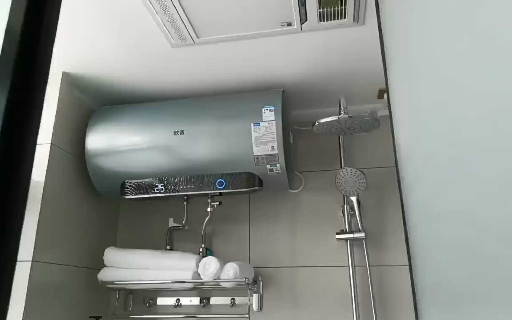 欧普厨电|ds002热水器安装案例