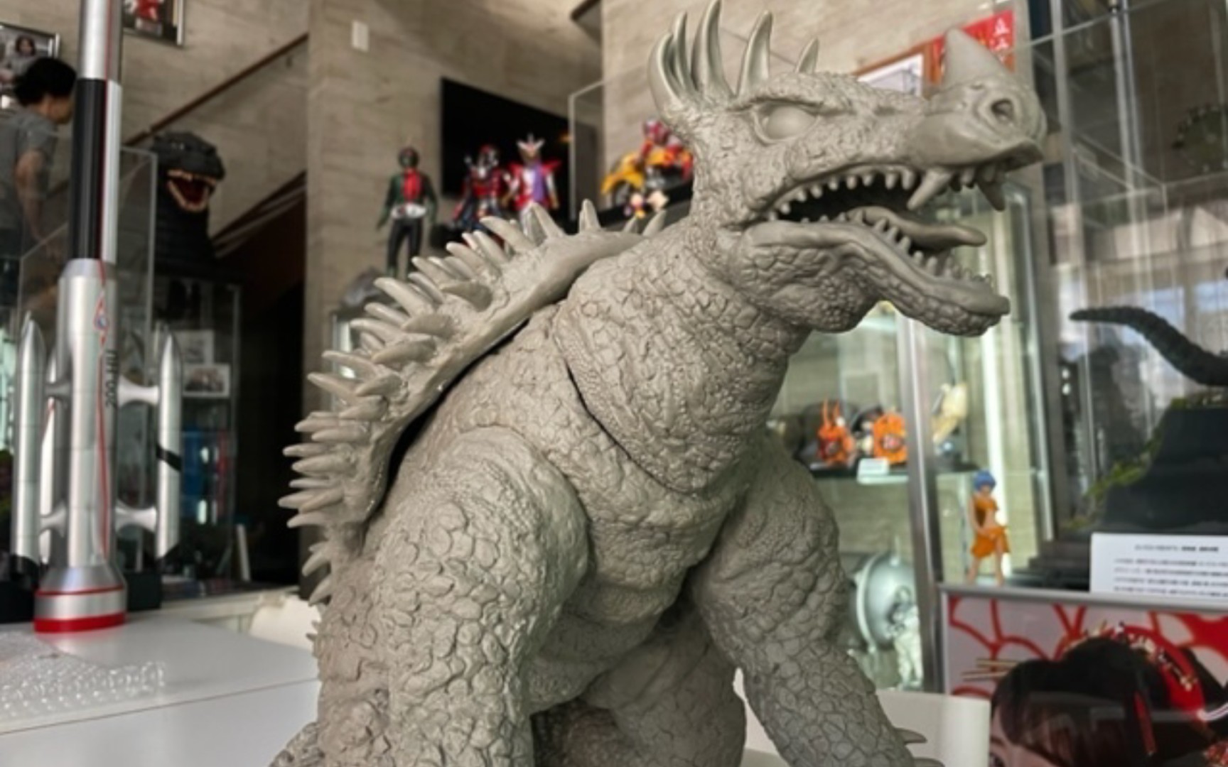 随手发～巨大稀少的安吉拉斯软胶手办,灰模素组.