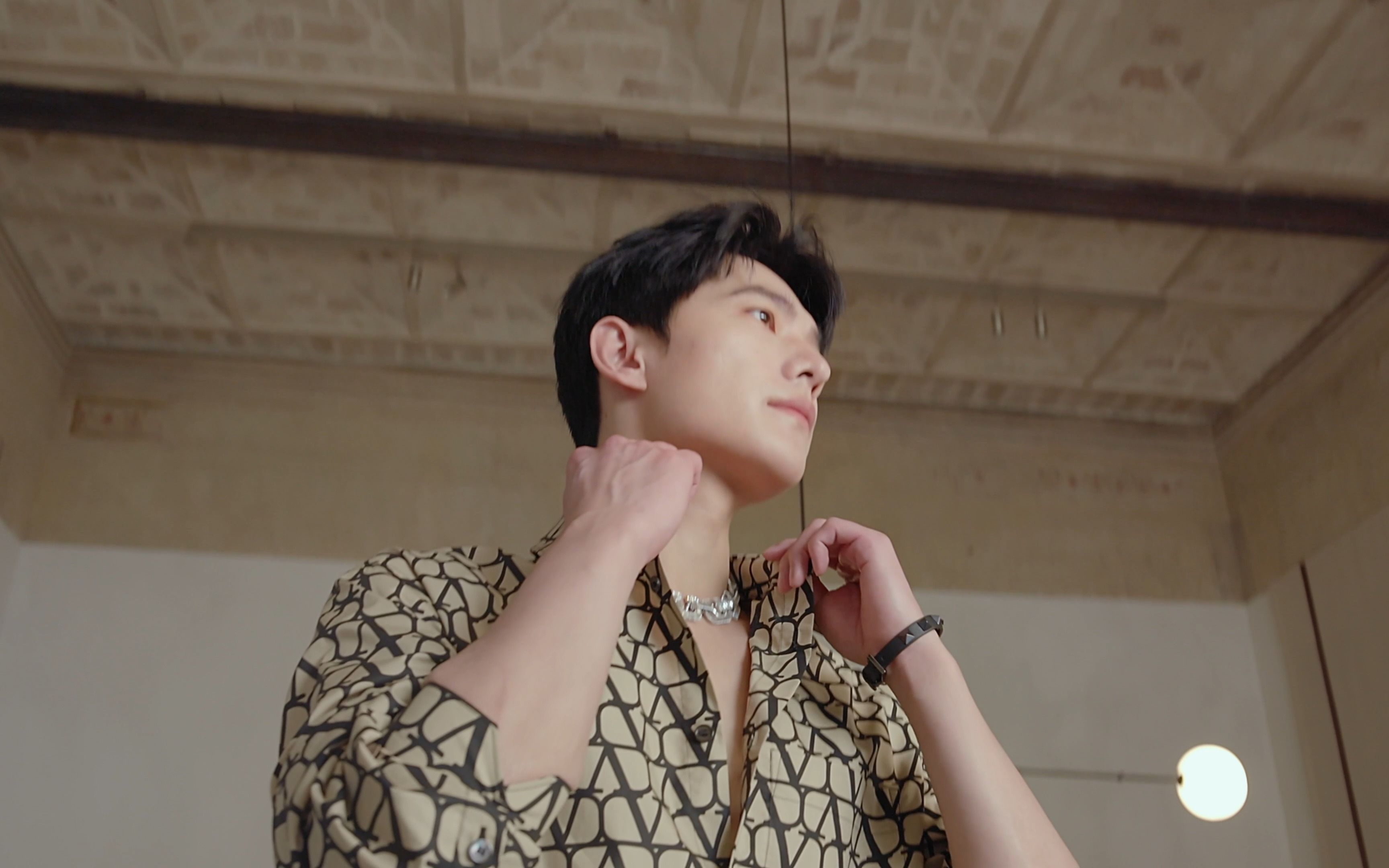 【杨洋】杨洋广告 230530 valentino 华伦天奴