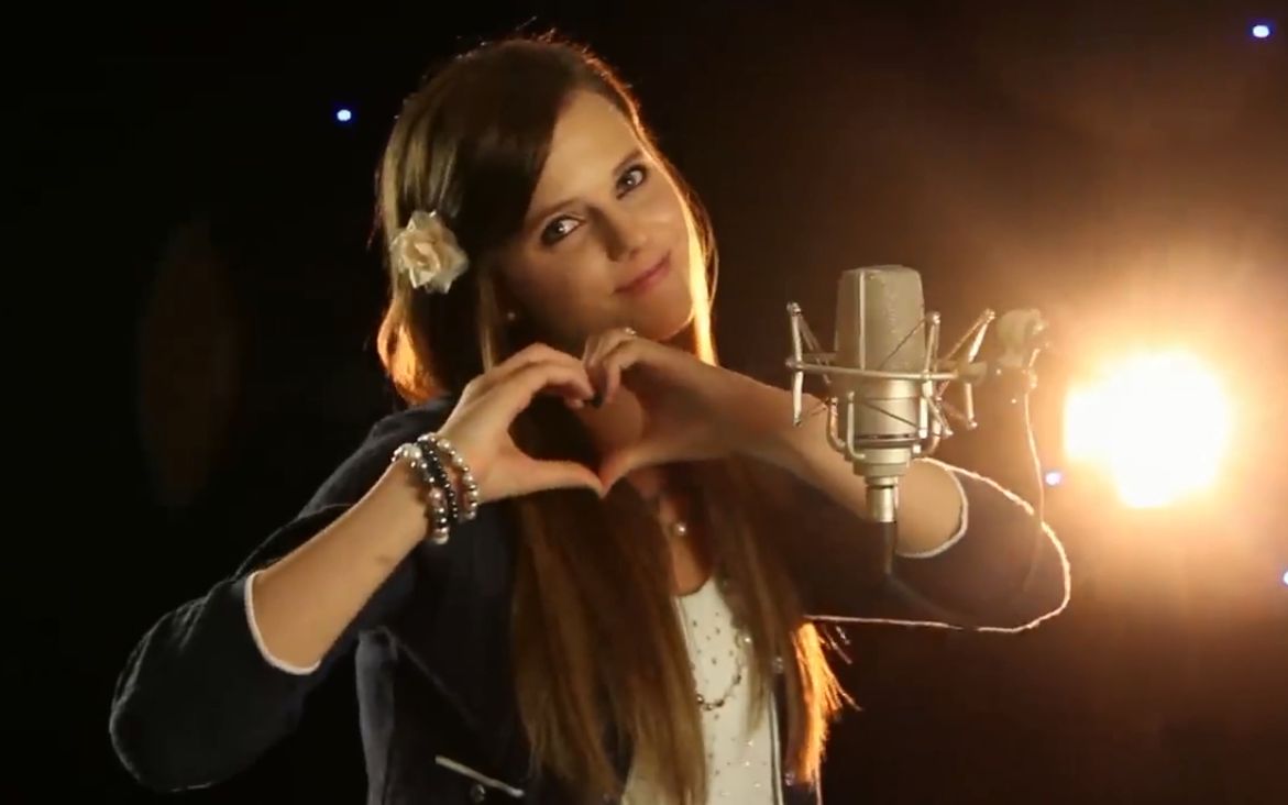 [图]【神级原唱】Baby I Love You - Tiffany Alvord (Original) 中英文字幕720p