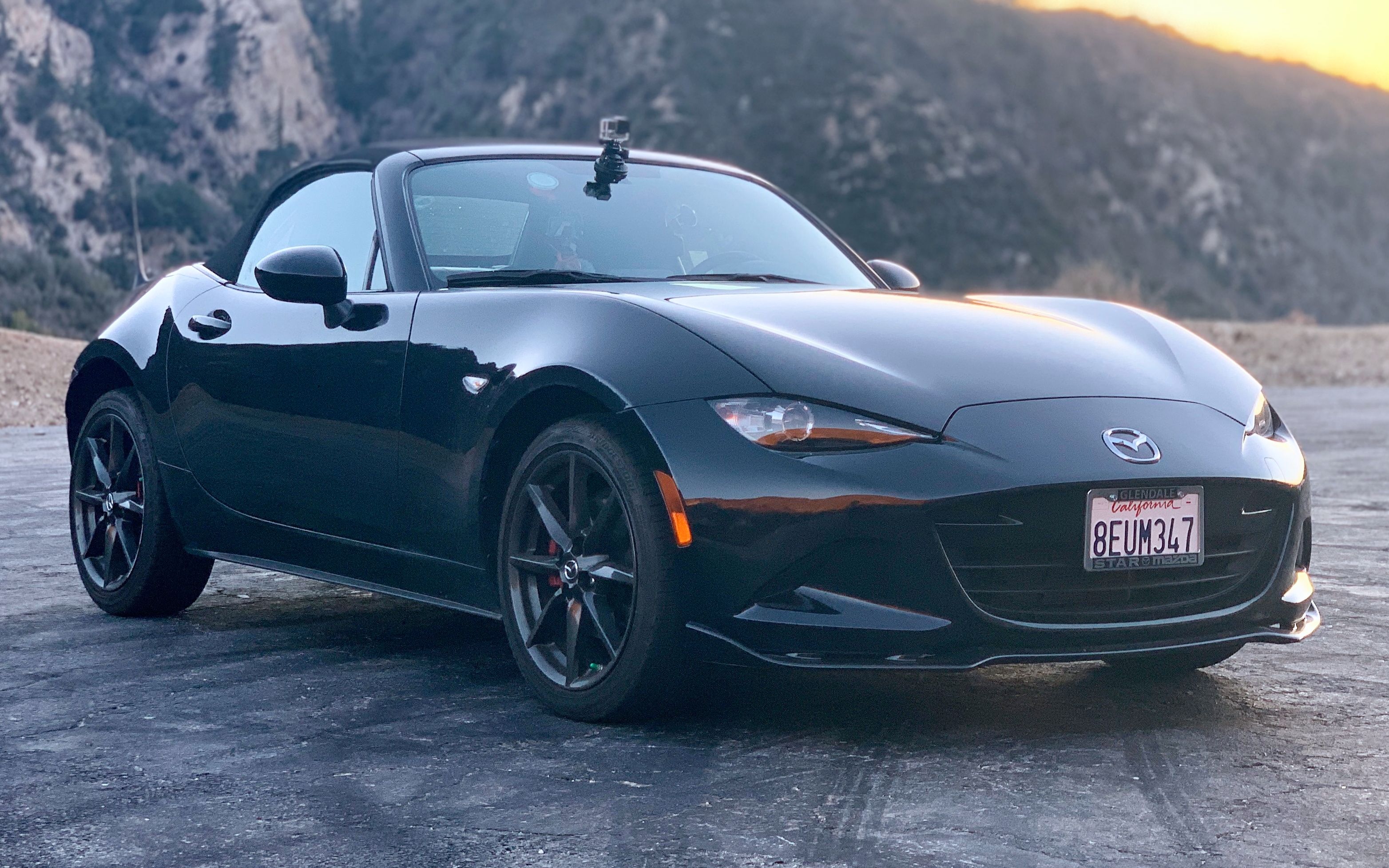 自动挡会毁了它吗?nd马自达mx-5 miata洛杉矶国家森林公园试驾评测