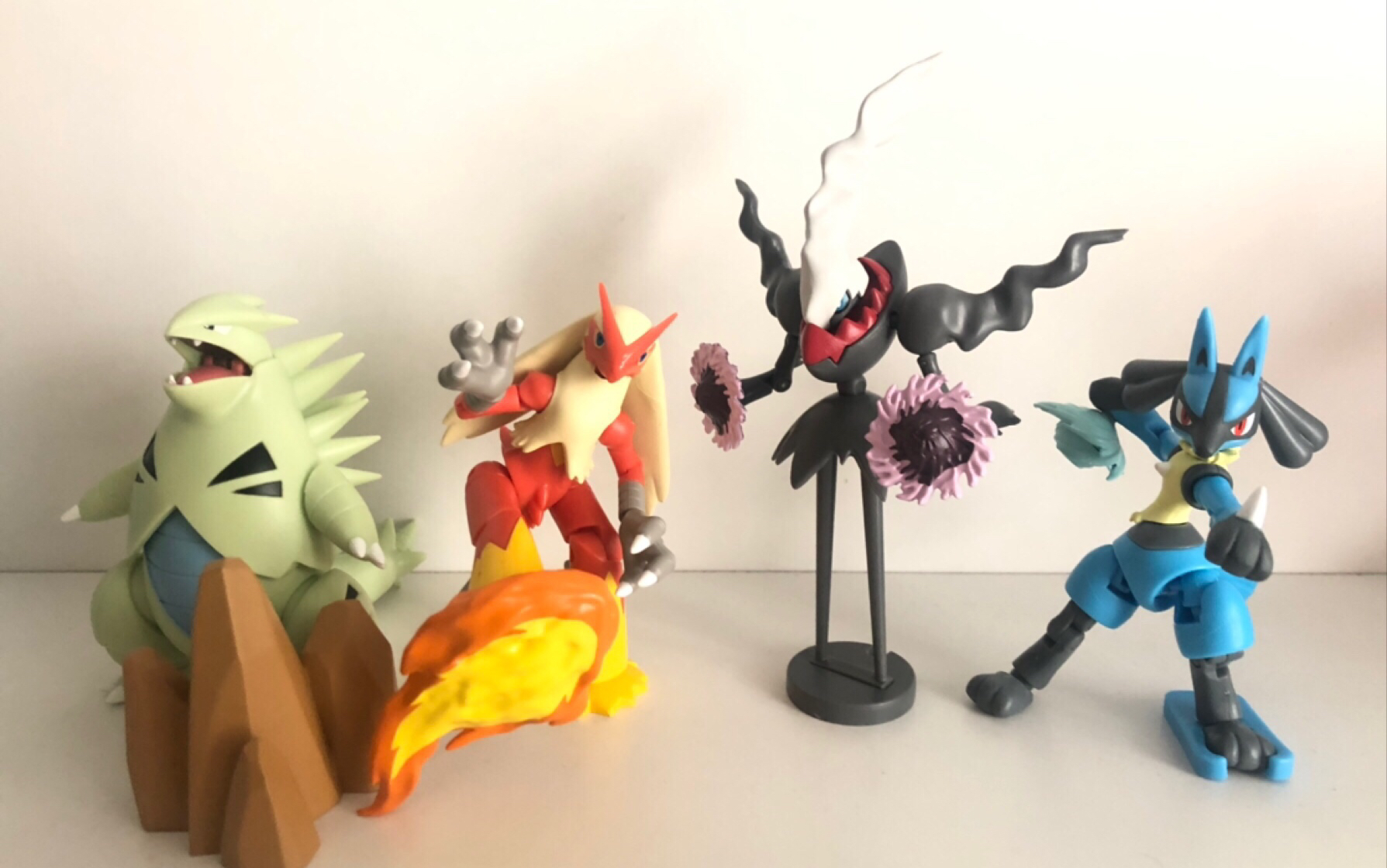 【安克模玩】万代食玩掌动精灵宝可梦第三弹 路卡利欧 达克莱伊 火焰