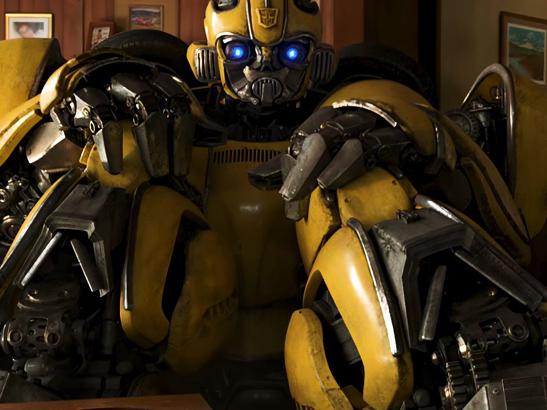 大黄蜂堪比二哈的拆家能力"