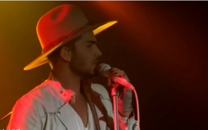 [图]【Adam Lambert】Outlaws of love+Ghost Town现场版（Morongo20150718）