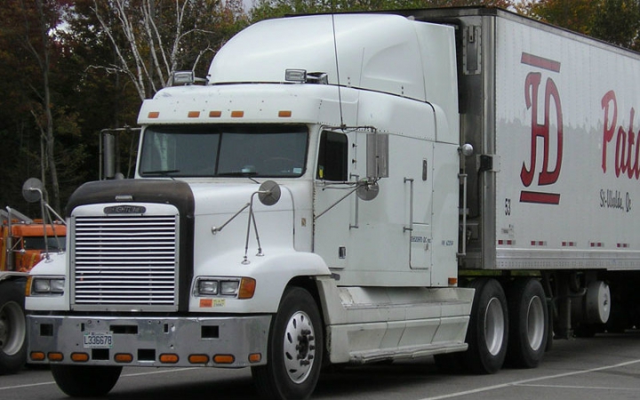 超级工厂彼得比尔特卡车