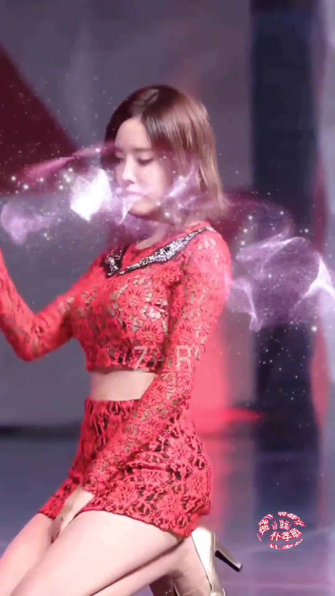 陌上花开,缓缓归矣.#优美形体#tara#朴孝敏#身材#颜值