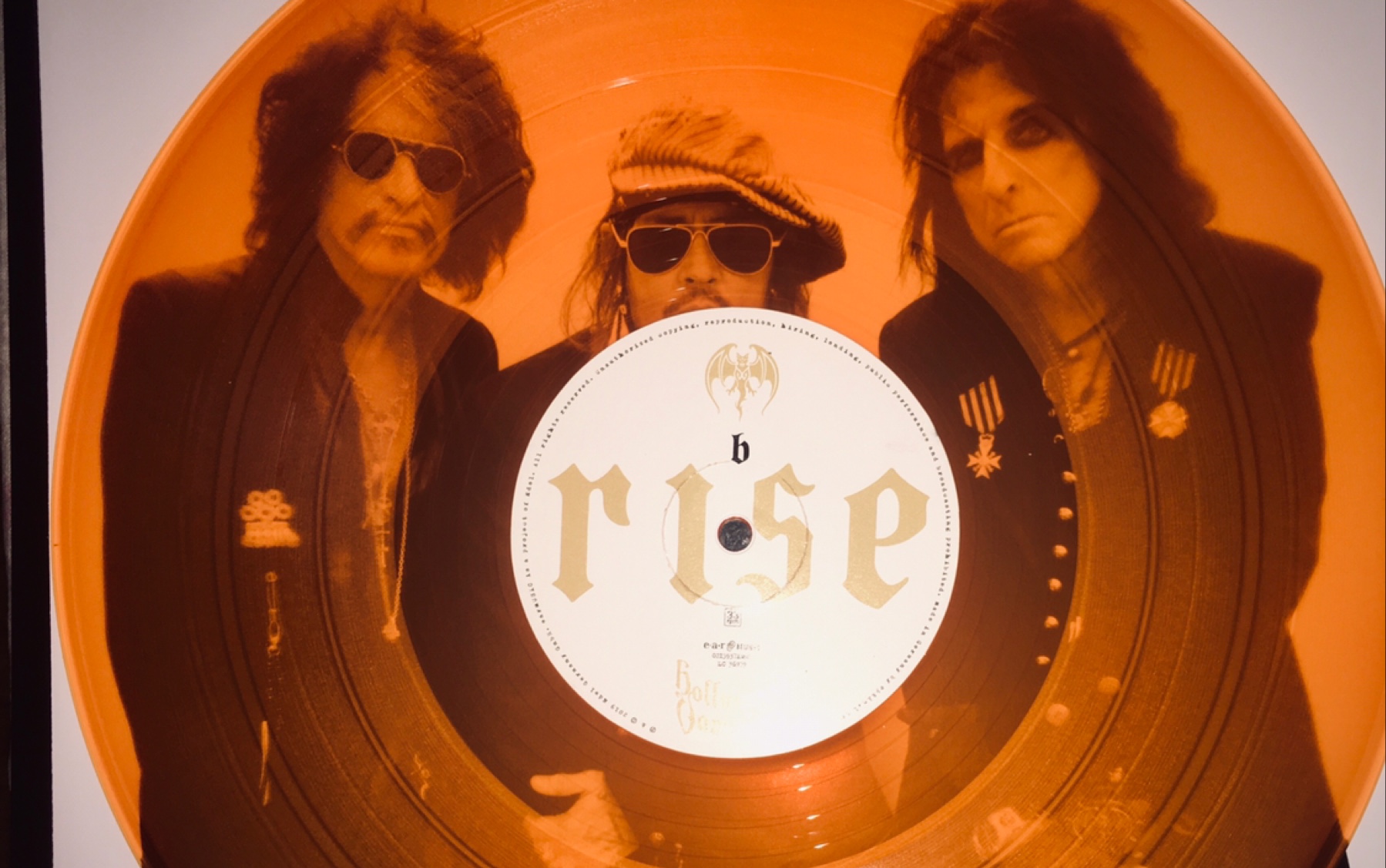 hollywood vampires 德普乐队好莱坞吸血鬼专辑 黑胶《rise》开箱(?