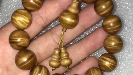 金丝楠木龙胆纹