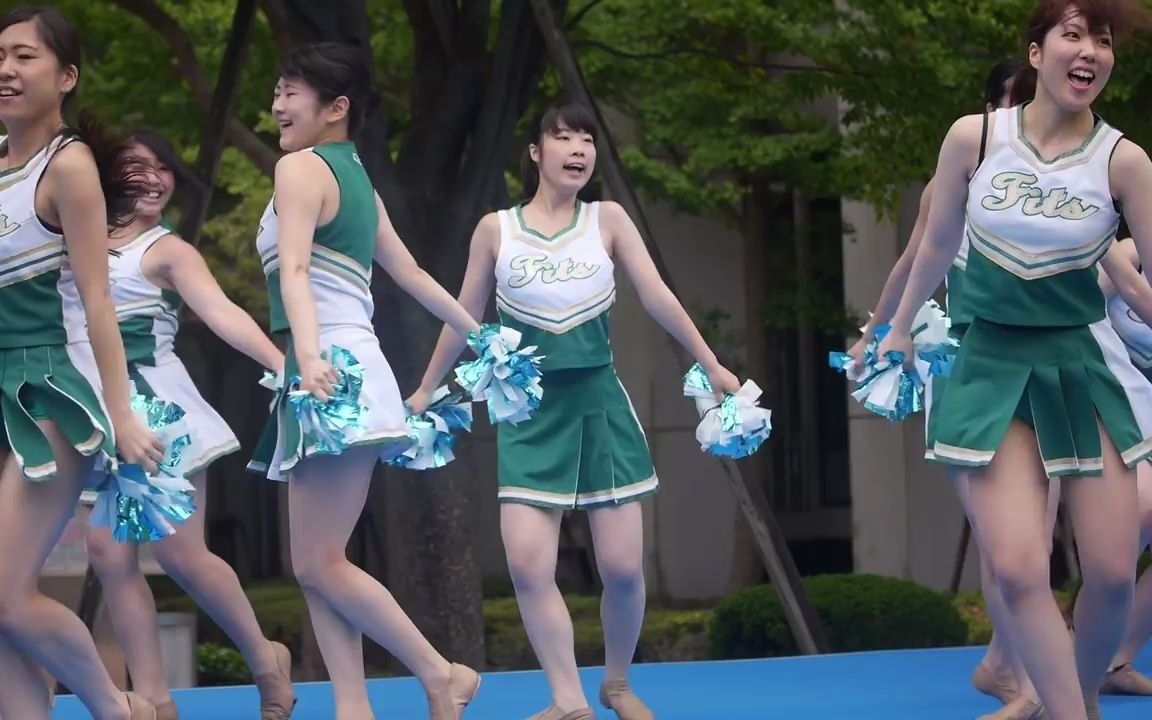 日本高校体育啦啦队登台演出,活力四射,夺人眼球!