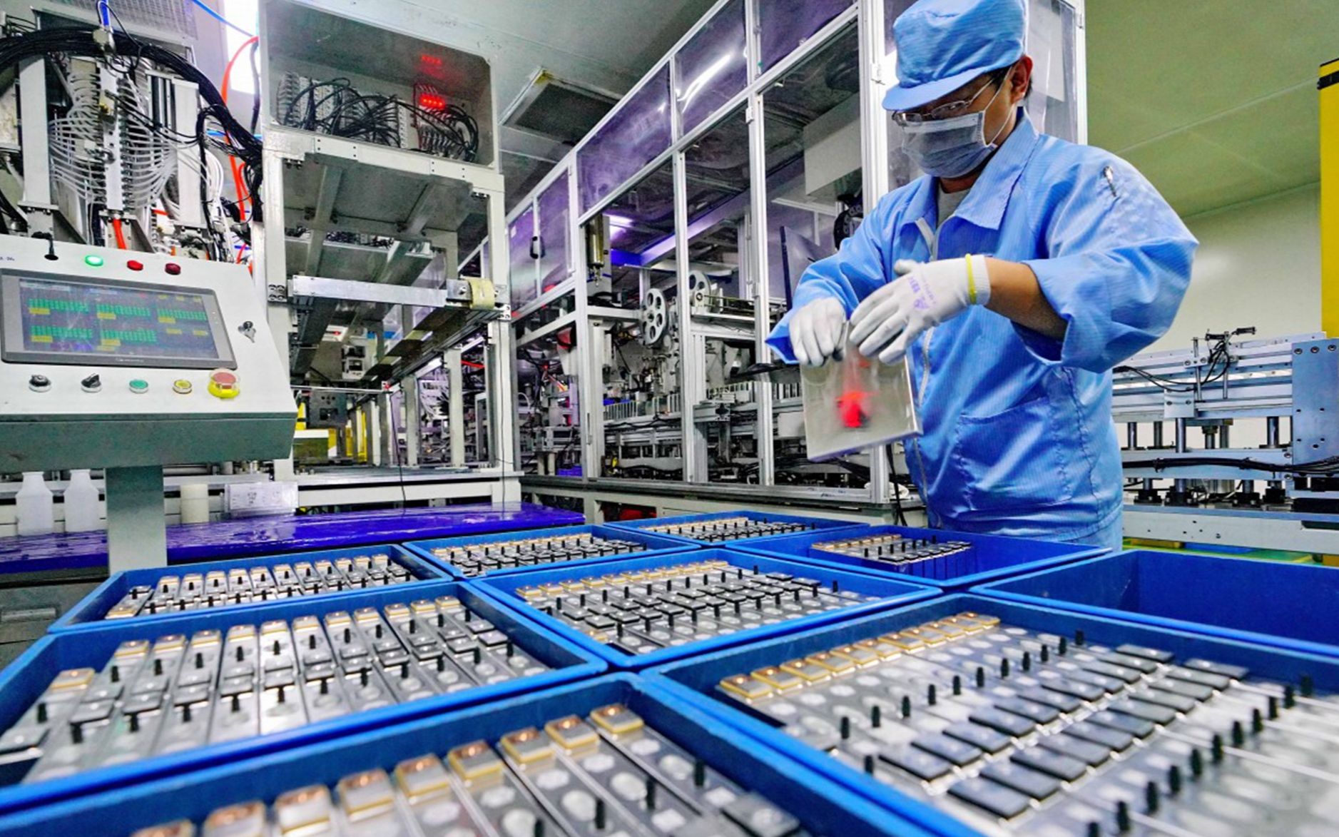 仅美日掌握能源材料中国两家民企突破量产让进口价格下降50倍