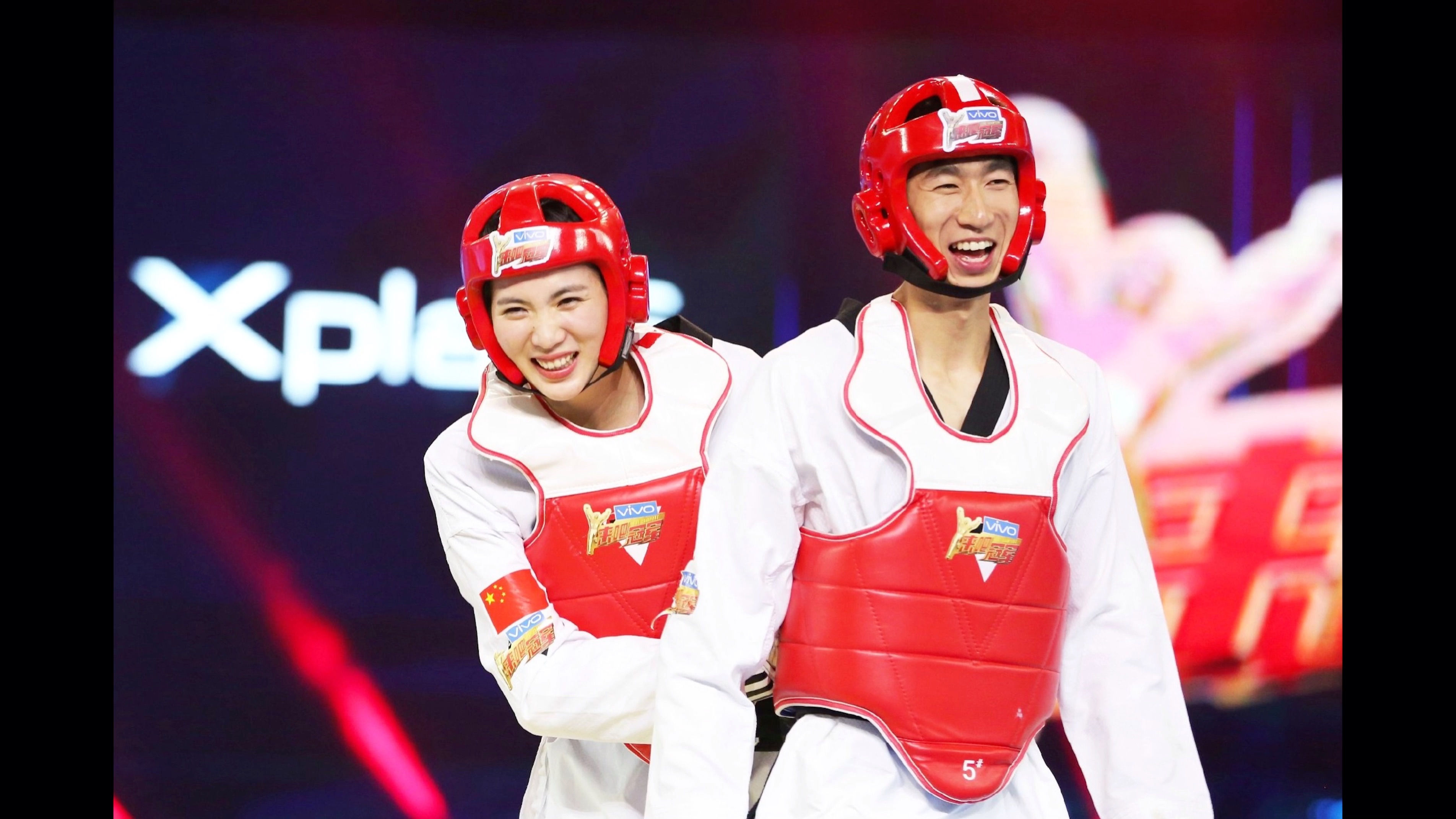 {赵帅and郑姝音}新视频来了好多,新照片就不给你们放