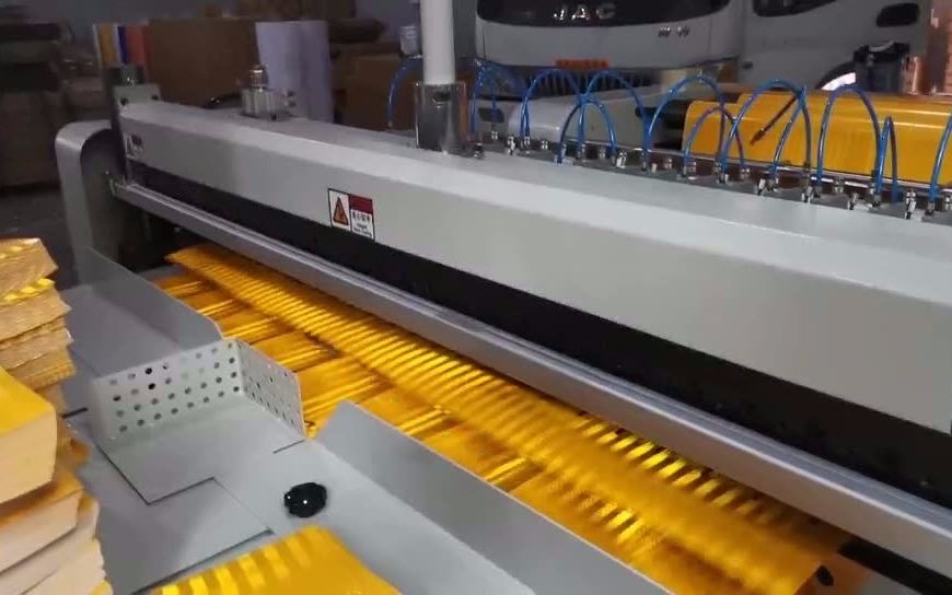 交通路牌安全反光膜横纵切机高宝横切机