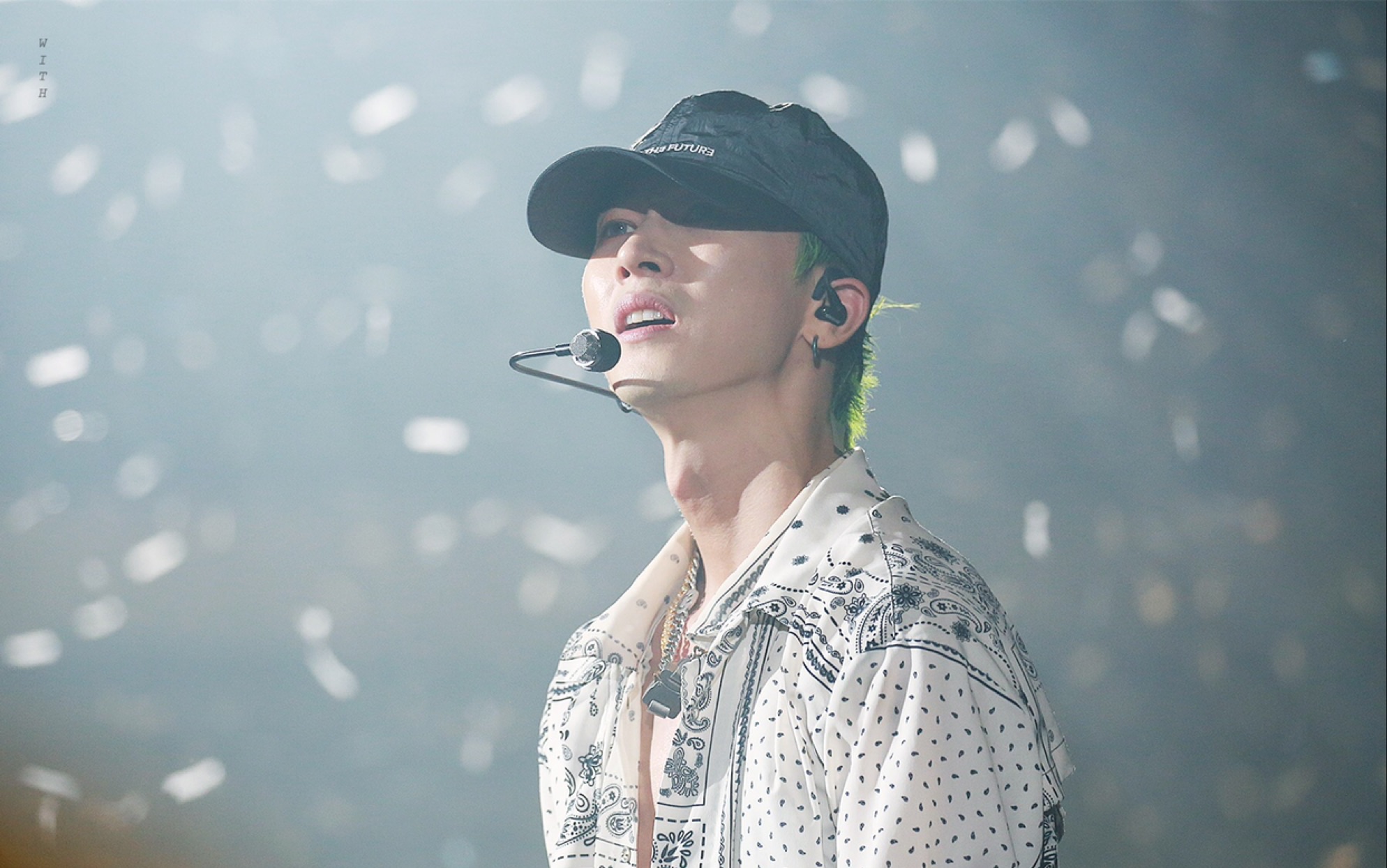 张佑赫and演唱会1129sr8flipreverseshakeitshakeit