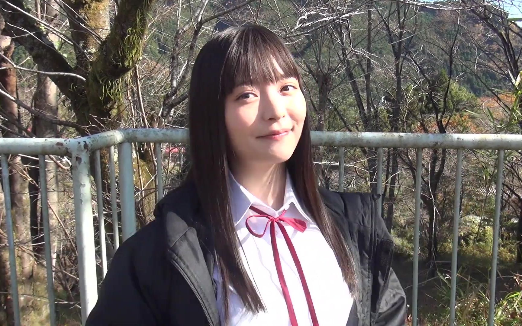 【公式】上坂堇《easy love》的making映像～即使没有刀也能切肉2020