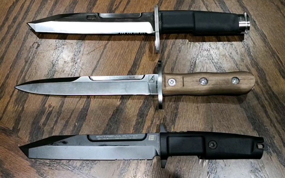 开箱两把极端武力军刀!