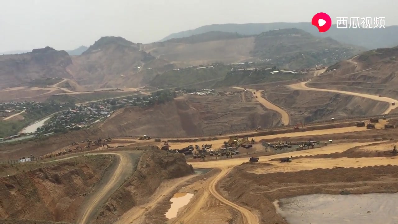 缅甸翡翠矿山实拍:全景视频带你了解木那翡翠场口现况!