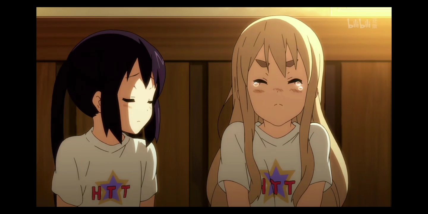 学园祭演出结束后 梓䌷唯律澪睡着了