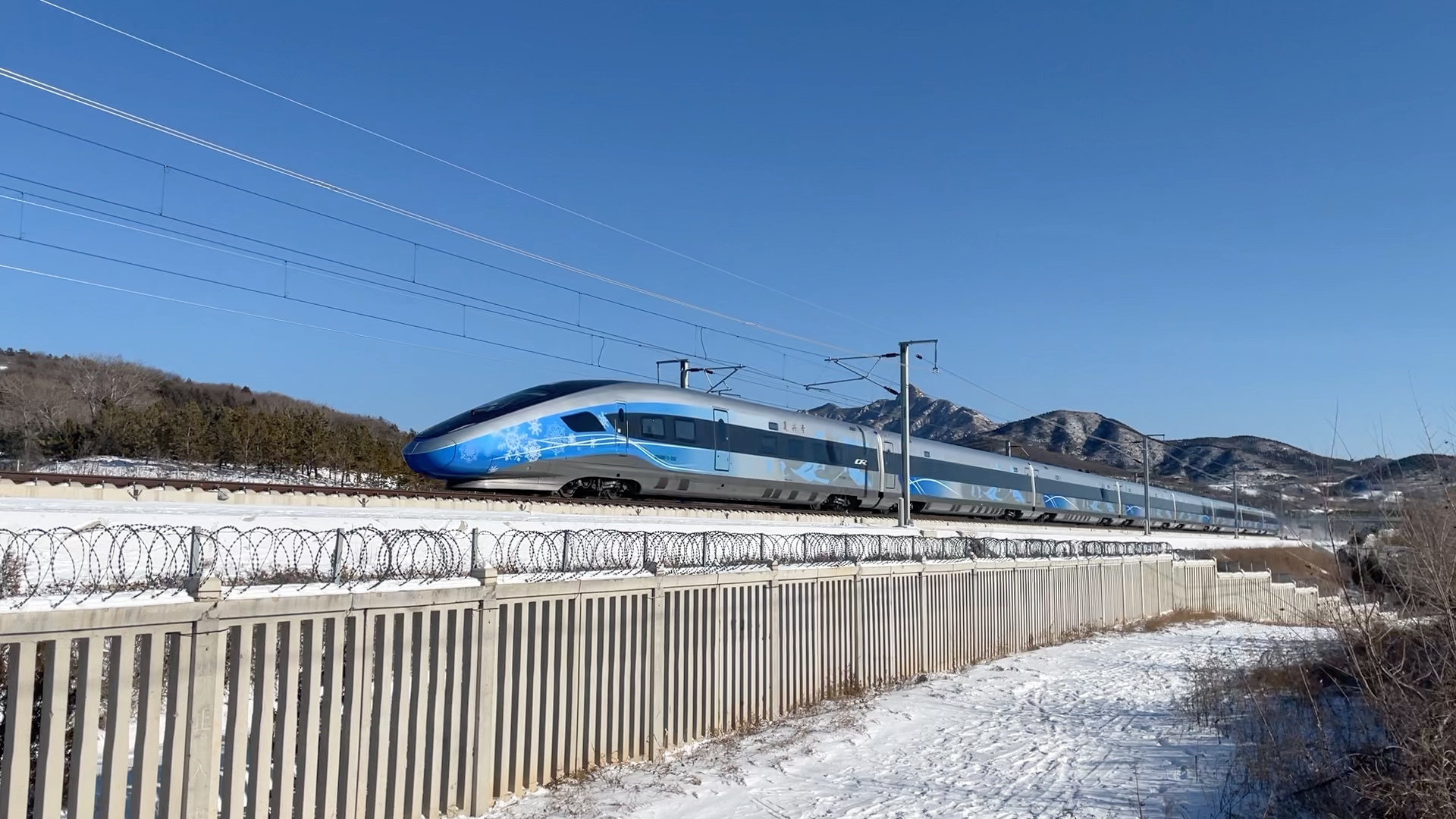 [中国铁路]雪后晴空"瑞雪迎春"cr400bf-c-5162车组