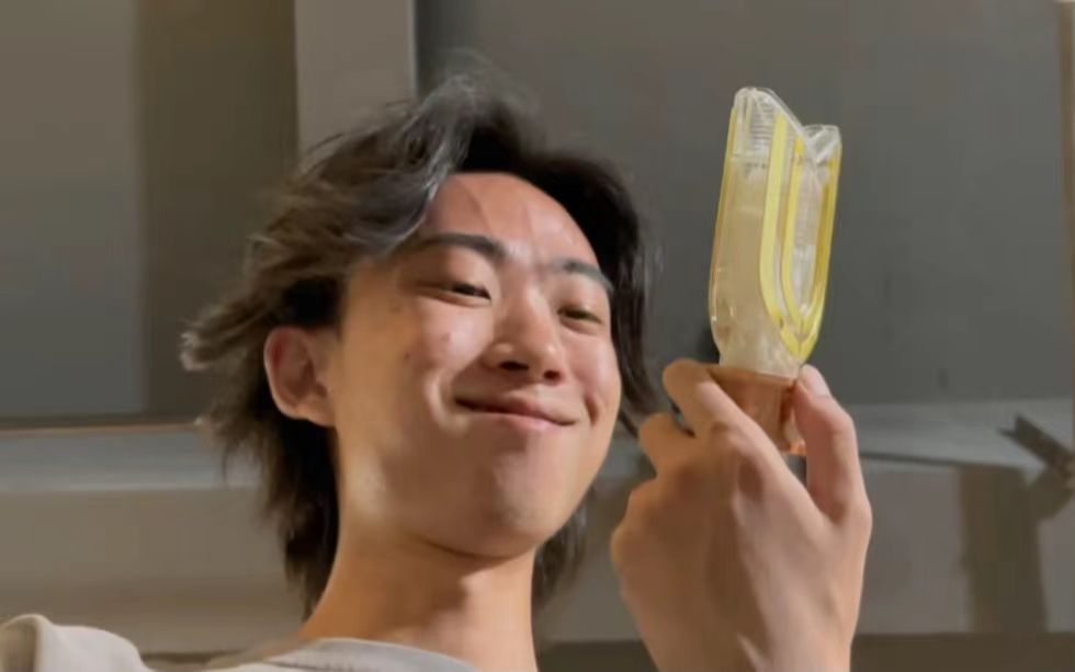 古呀老师听说你要变迪迦了