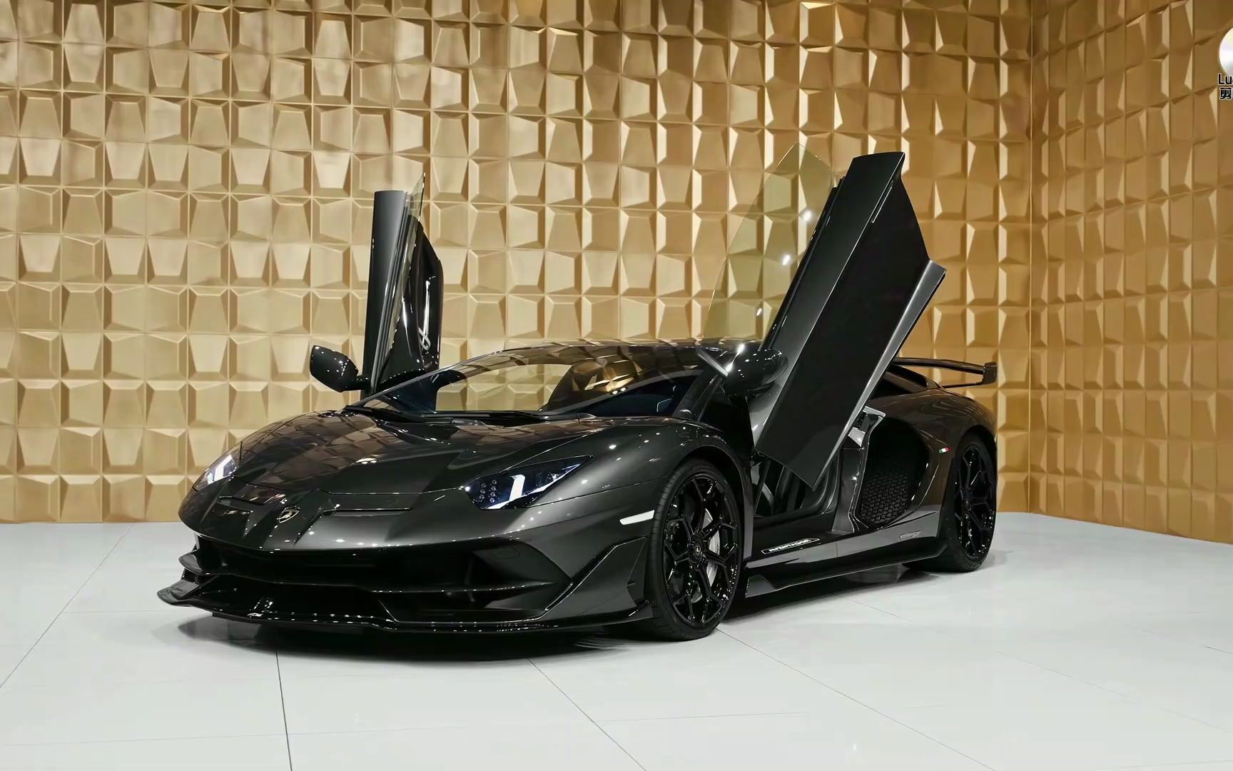 【4k静态欣赏】2021款兰博基尼aventadorsvjcoupe声浪拍摄细节