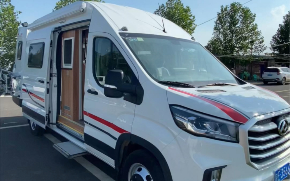 大通v90b型房车六座三卧布局