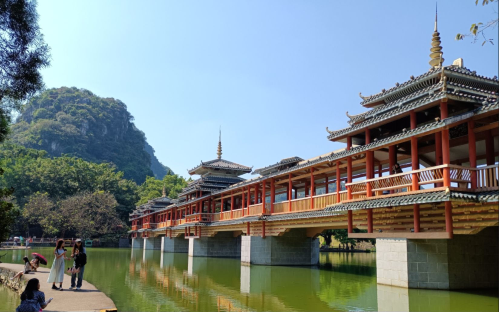 柳州龙潭公园风雨桥,江滨公园,漂亮妹子真多嘻嘻嘻