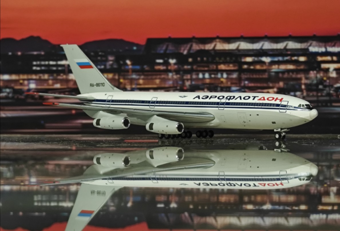 jc俄罗斯顿河航空伊尔86飞机模型开箱