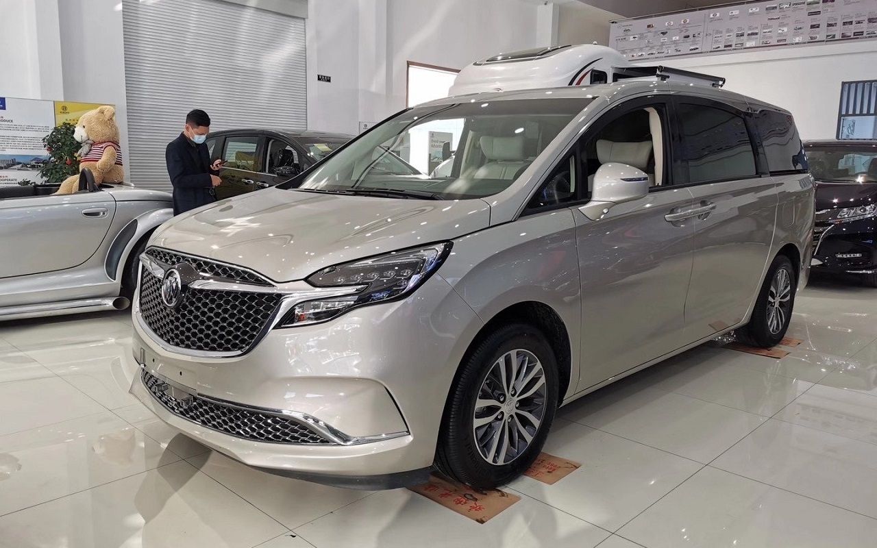 2020款别克商务车gl8改装艾维亚四座版本