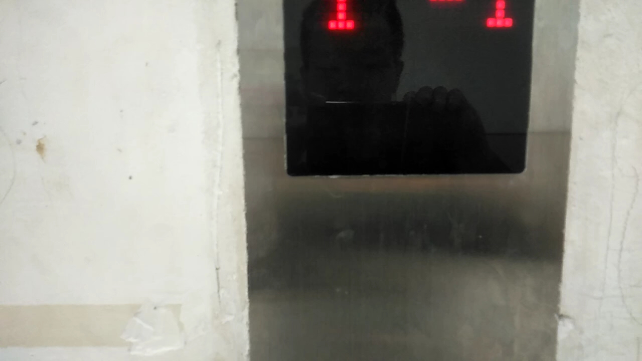 【pov-#215】东莞东城万达广场#71号货梯 (b2f—3f)