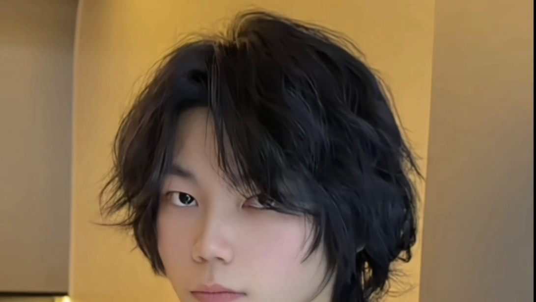 男生长发都谁在留？？