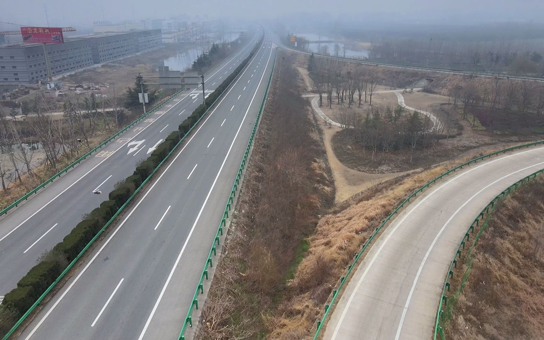 界首高速收费站实况,安徽省阜阳市界首市_哔哩哔哩_bilibili