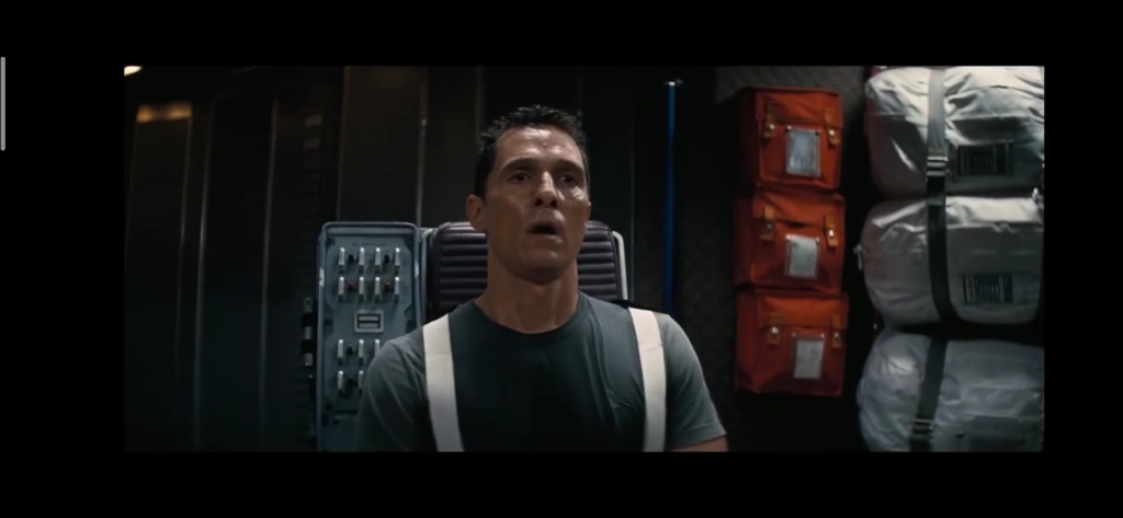 星际穿越最触动人心的一个片段cooper库珀太空接收到23年后孩子的消息