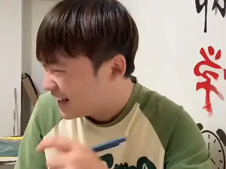 压迫感真的拉满了