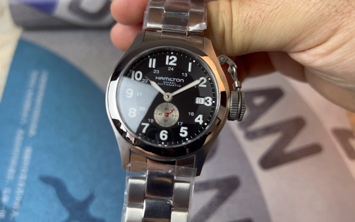 汉米尔顿卡其海军钛金属蛙人潜水机械腕表