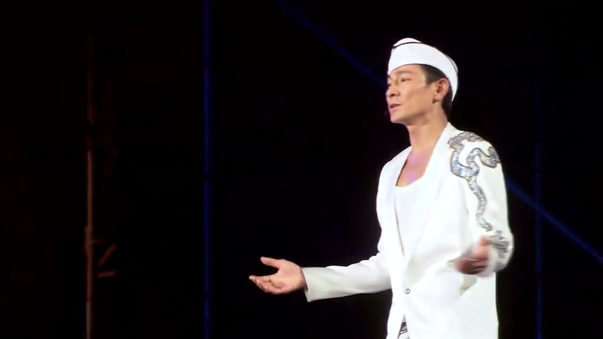 刘德华为广大乙肝朋友唱心肝宝贝温馨而感动超有爱