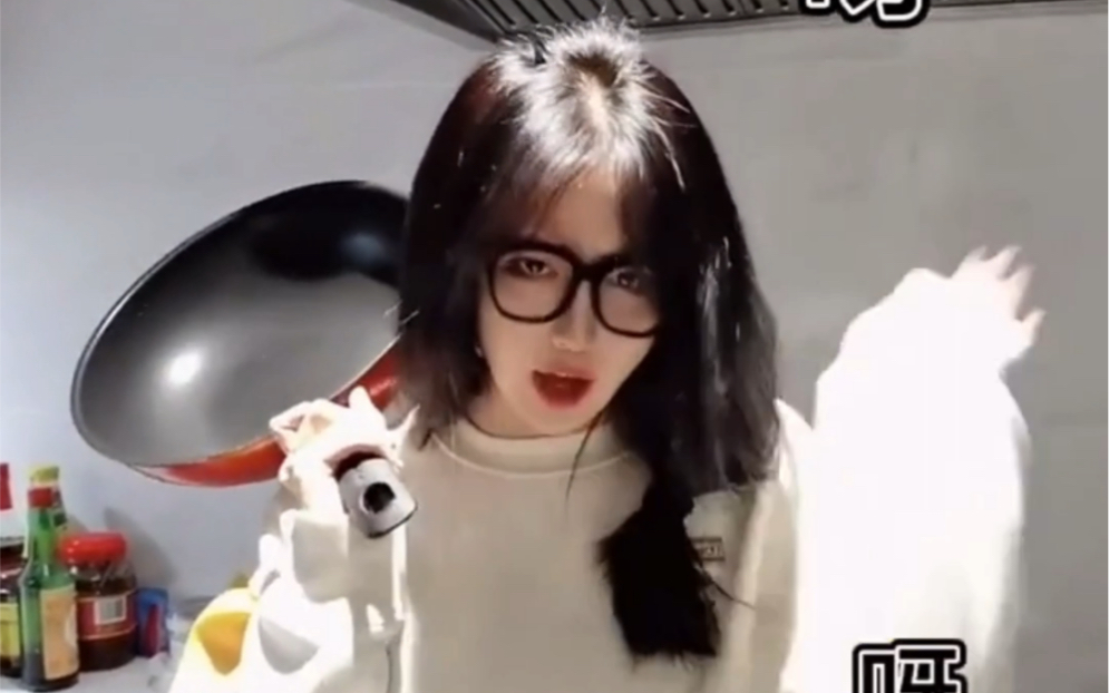 呆妹儿呆妹儿在线换装皮衣从此走上性感之路