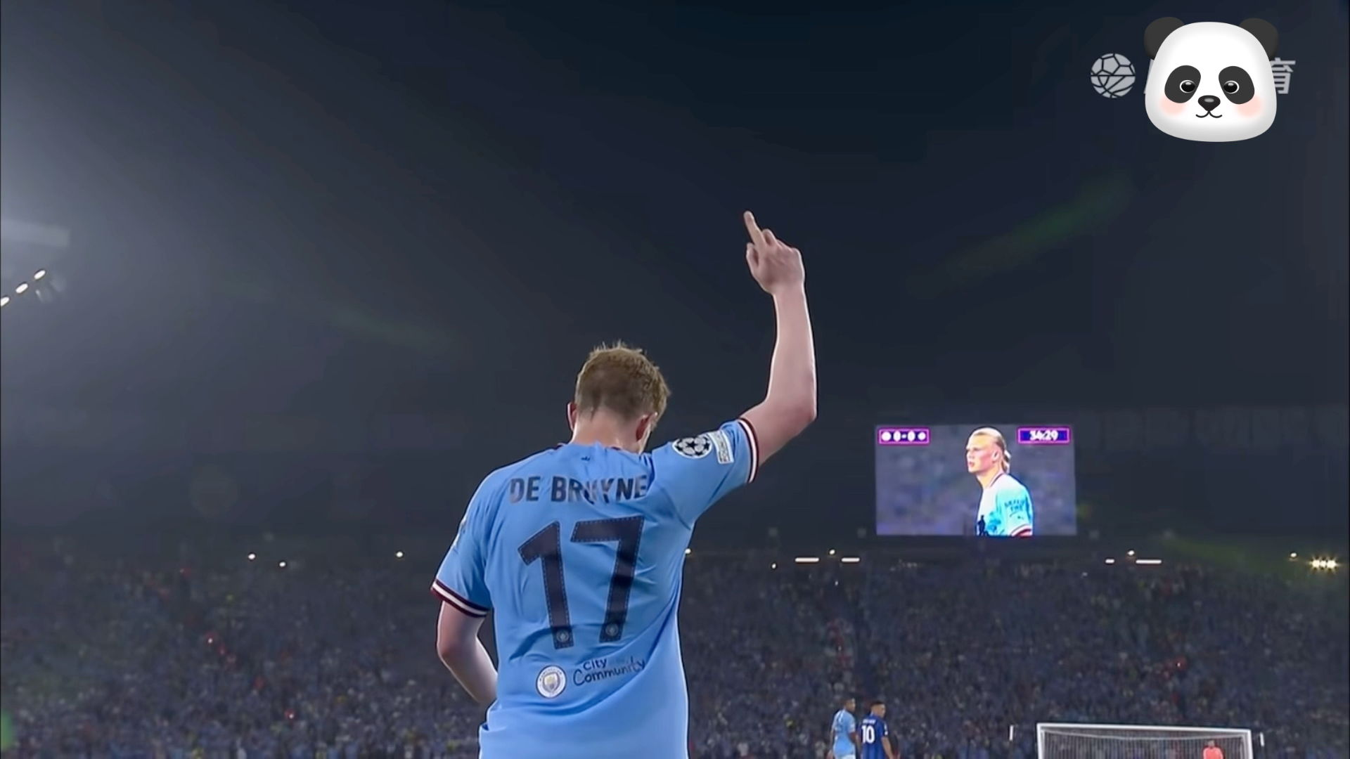 恭喜曼城获得欧冠冠军,联赛三冠王