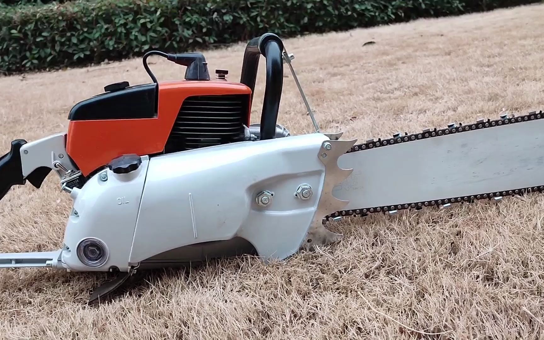 奥斯顿 仿斯蒂尔橙色油锯070 启动展示