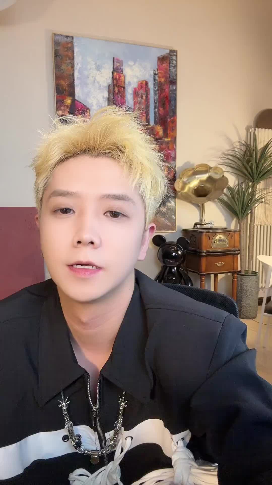 感谢好朋友郭聪明为阿尔法多重音乐元素概念的全新原创音乐专辑g