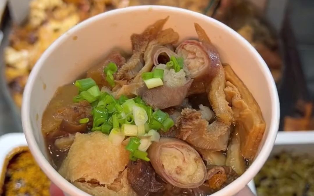 网红喷泉牛杂叫卖喊话口播